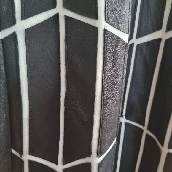 K Designer Black & White Geometric Leather-Panel Coat – Size S – Made in Lisbon - Picture 3 of 7